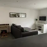 Duplex A 10min De La Gare & Centre Avec Balcon Apartman Nantes