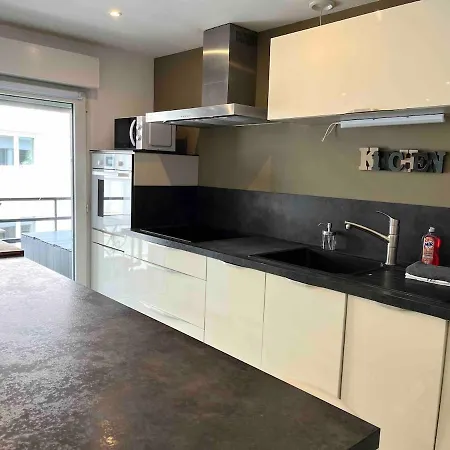 Duplex A 10min De La Gare & Centre Avec Balcon Нант