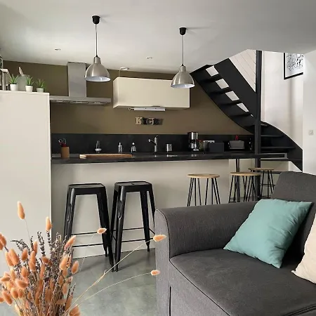 Duplex A 10min De La Gare & Centre Avec Balcon Апартаменты Нант