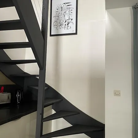 Apartman Duplex A 10min De La Gare & Centre Avec Balcon Nantes
